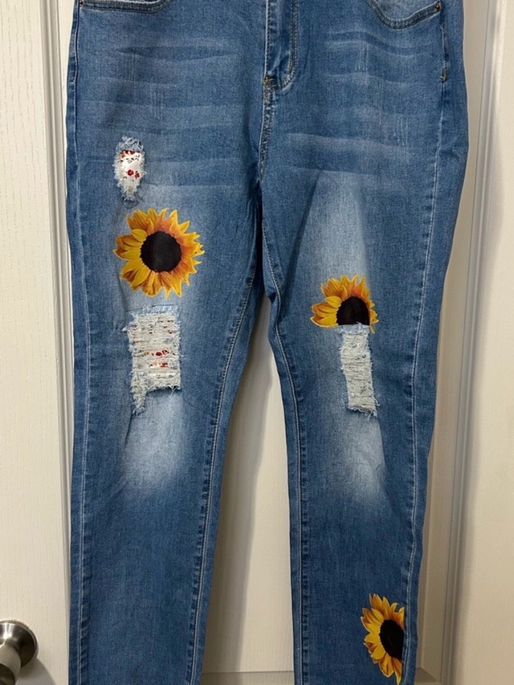 Blue Sunflower Patch Distressed Women’s Jeans